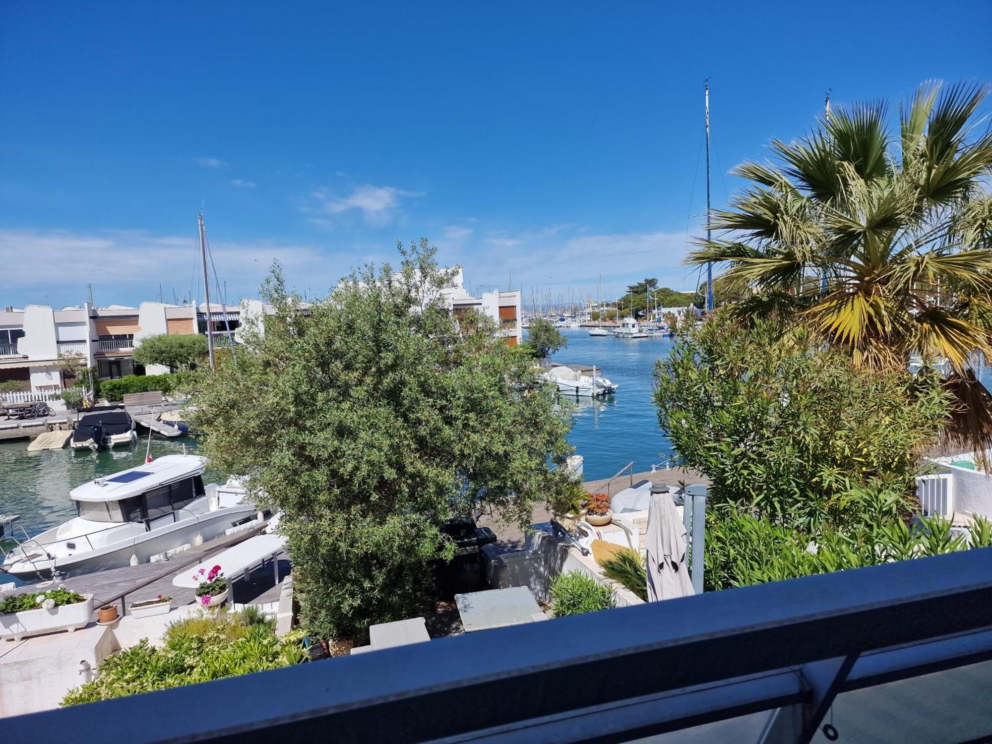 Marina Exceptionnelle - 8 Pers - 120 M2 Vue Mer - Suites Parentales - Cinema - Ponton Le Grau-du-Roi Exterior foto